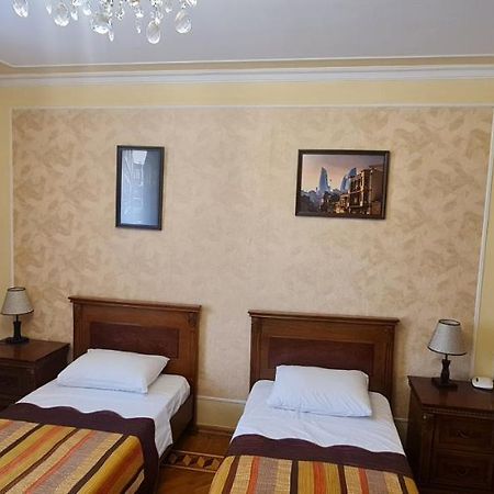 Gold Wall Apartment 巴库 外观 照片