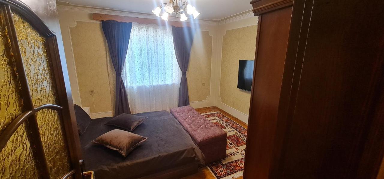 Gold Wall Apartment 巴库 外观 照片