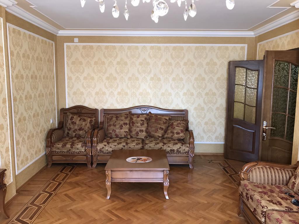 Gold Wall Apartment 巴库 外观 照片